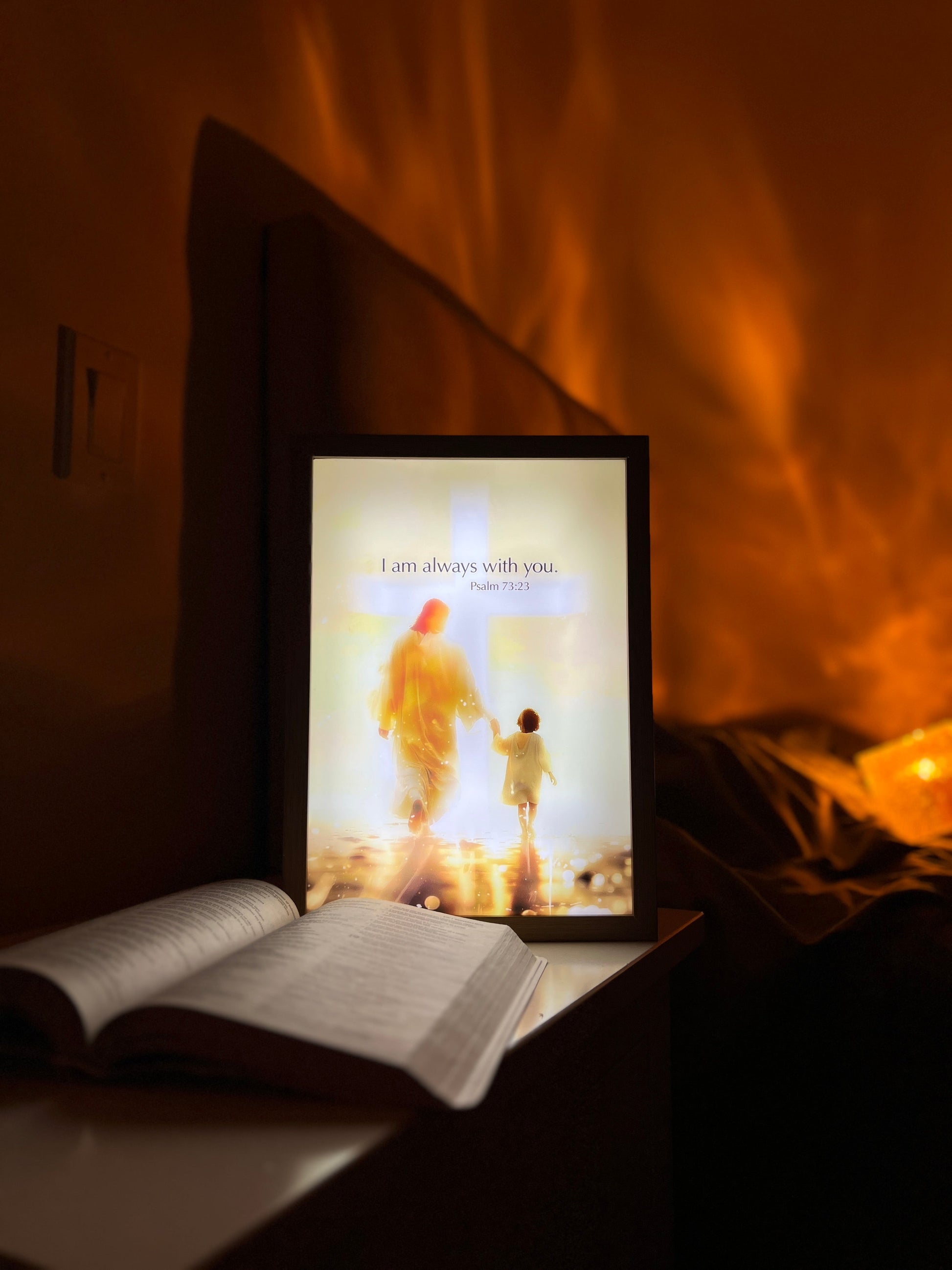 Jezus wandlamp sfeerbeeld in interieur