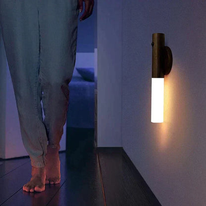 Alba | Draadloze Wandlamp met Warm Houten Design